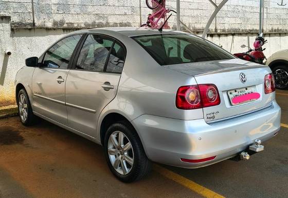 VOLKSWAGEN POLO SEDAN 1.6 MI COMFORTLINE 8V FLEX 4P MANUAL
